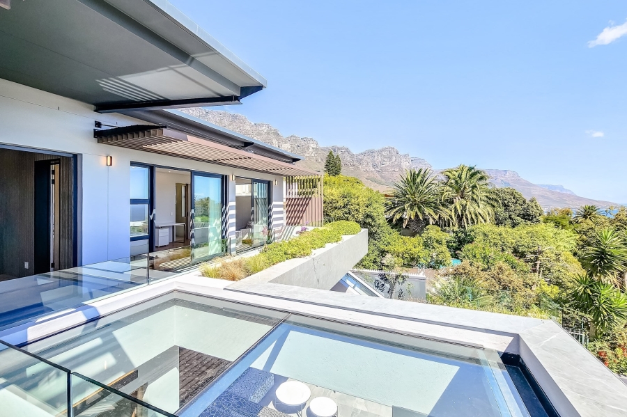 6 Bedroom Property for Sale in Camps Bay Western Cape